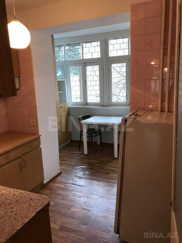 Продаётся 3-комн. вторичка 75 м², м. Элмляр Академиясы, photo 13 from 22