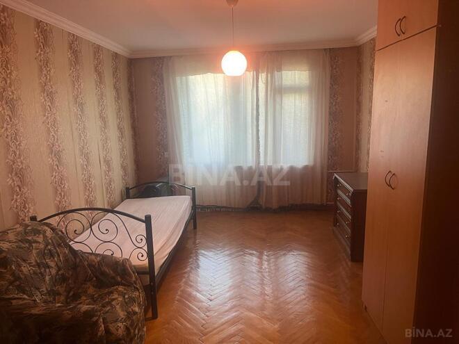 Продаётся 3-комн. вторичка 75 м², м. Элмляр Академиясы, photo 9 from 22