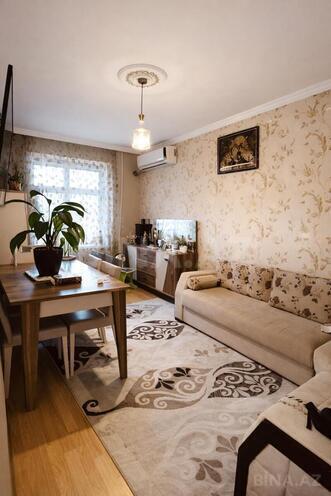 Продаётся 2-комн. вторичка 70 м², пос. Ени Гюнешли, photo 1 from 11