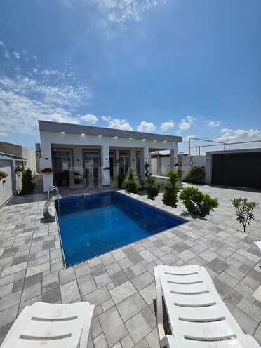 Satılır 4 otaqlı həyət evi/bağ evi 150 m², Şüvəlan q., photo 1 from 25