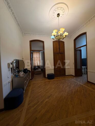 Сдаётся 5-комн. вторичка 136 м², м. Низами, photo 8 from 14