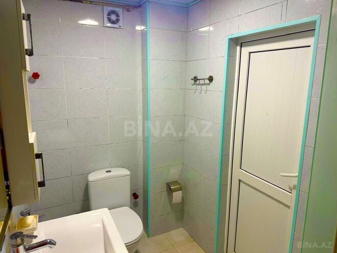 Продаётся 3-комн. вторичка 75 м², м. Элмляр Академиясы, photo 7 from 9