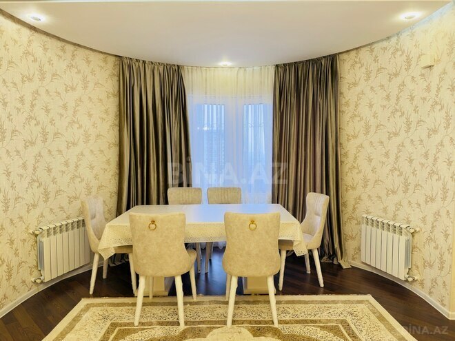 Сдаётся 3-комн. новостройка 105 м², м. 8 ноября, photo 10 from 19