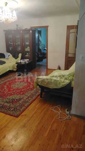 Продаётся 3-комн. вторичка 50 м², м. Элмляр Академиясы, photo 8 from 14