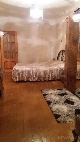 Продаётся 5-комн. вторичка 120 м², м. Халглар Достлугу, photo 11 from 14