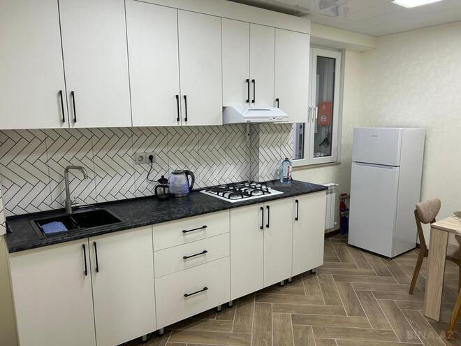 İcarəyə verilir 1 otaqlı köhnə tikili 43 m², 28 May m., photo 10 from 12