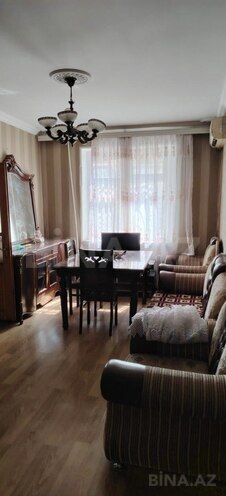 Продаётся 2-комн. вторичка 60 м², м. Ази Асланов, photo 1 from 7