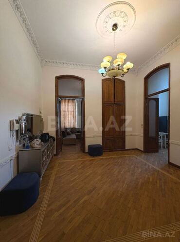 İcarəyə verilir 5 otaqlı köhnə tikili 136 m², Sahil m., photo 11 from 14