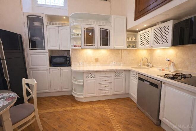 İcarəyə verilir 5 otaqlı köhnə tikili 136 m², Sahil m., photo 9 from 14