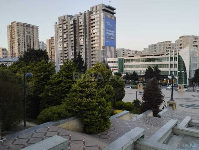 Продаётся 3-комн. вторичка 75 м², м. Элмляр Академиясы, photo 3 from 22