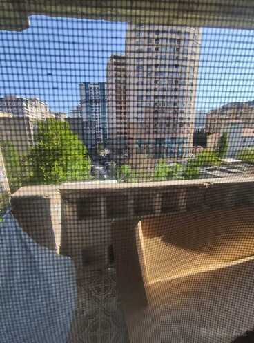 Продаётся 2-комн. вторичка 60 м², м. Иншаатчылар, photo 12 from 16
