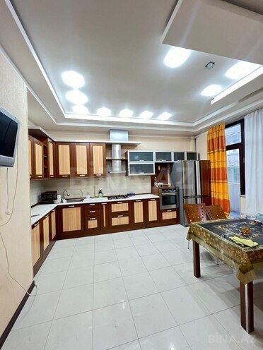 Сдаётся 3-комн. новостройка 167 м², Насиминский  р., photo 9 from 12