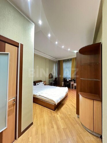 Сдаётся 3-комн. новостройка 167 м², Насиминский  р., photo 8 from 12