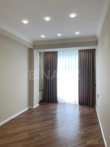 Сдаётся 3-комн. новостройка 80 м², м. Иншаатчылар, photo 1 from 17