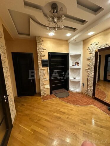 Продаётся 3-комн. новостройка 130 м², м. Низами, photo 7 from 11