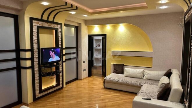 Продаётся 3-комн. новостройка 130 м², м. Низами, photo 3 from 11