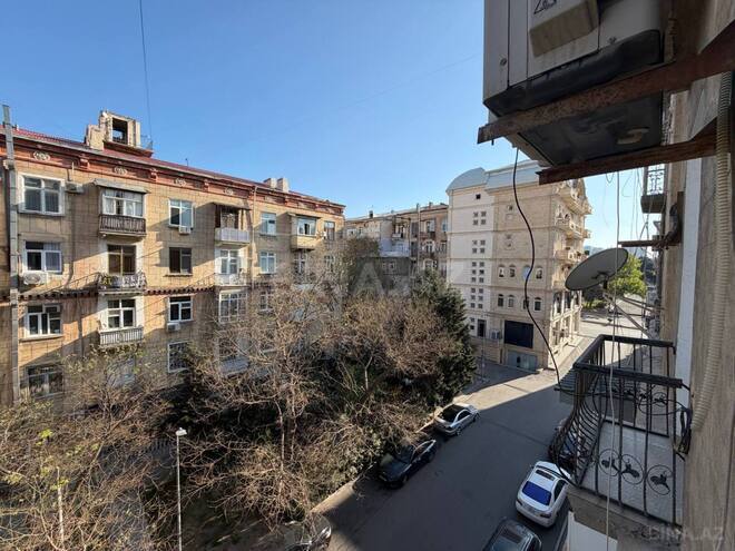 Продаётся 3-комн. вторичка 100 м², Насиминский  р., photo 6 from 18