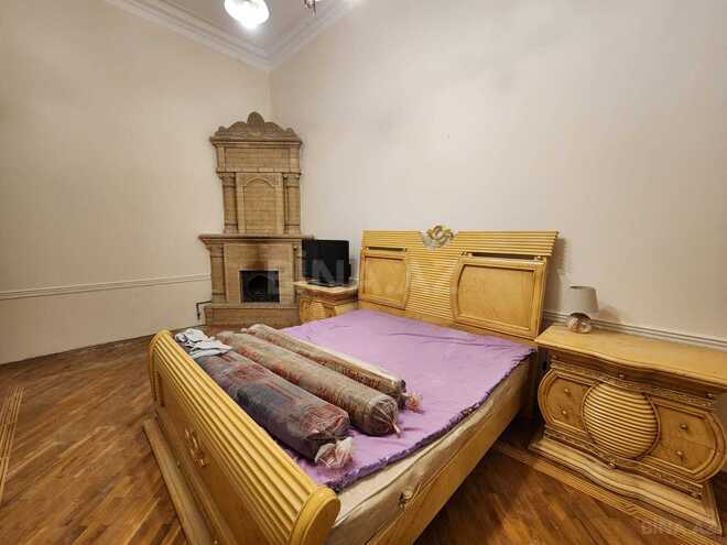 Сдаётся 4-комн. вторичка 136 м², м. Низами, photo 10 from 20