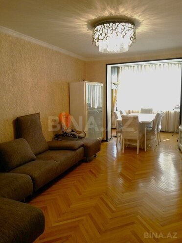 Satılır 2 otaqlı köhnə tikili 60 m², Nəsimi r., photo 1 from 10