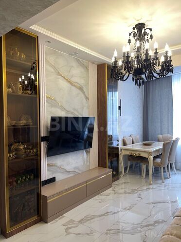 Продаётся 3-комн. новостройка 84 м², Абшеронcкий  р., photo 1 from 20