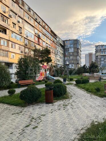 Satılır 4 otaqlı köhnə tikili 105 m², 9-cu mikrorayon q., photo 1 from 15