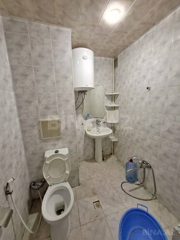 Продаётся 2-комн. вторичка 45 м², м. Иншаатчылар, photo 10 from 12