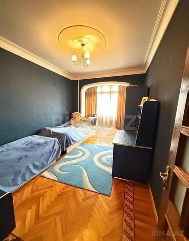 Продаётся 3-комн. вторичка 90 м², м. Азадлыг проспекти, photo 10 from 17