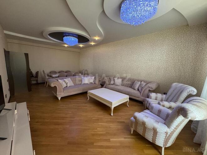 Сдаётся 4-комн. новостройка 200 м², м. Элмляр Академиясы, photo 1 from 17