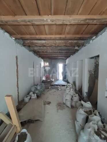 Satılır 1 otaqlı köhnə tikili 40 m², Sahil m., photo 1 from 9