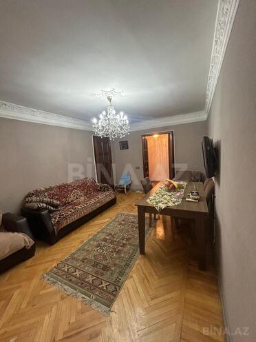 Продаётся 4-комн. вторичка 100 м², м. Элмляр Академиясы, photo 4 from 24