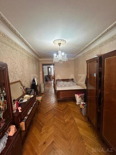 Продаётся 4-комн. вторичка 100 м², м. Элмляр Академиясы, photo 10 from 24