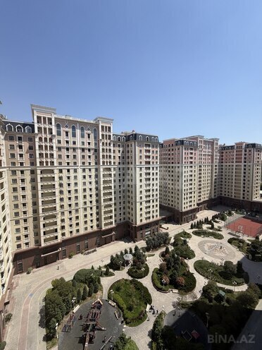 Продаётся 3-комн. новостройка 120 м², м. Элмляр Академиясы, photo 1 from 9