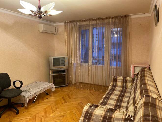 Satılır 1 otaqlı köhnə tikili 35 m², Elmlər Akademiyası m., photo 8 from 13