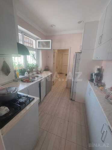Продаётся 3-комн. вторичка 70 м², м. 28 мая, photo 3 from 14