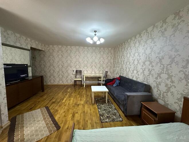 Сдаётся 1-комн. вторичка 40 м², м. Низами, photo 7 from 18
