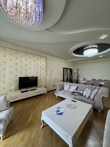 Сдаётся 4-комн. новостройка 212 м², м. Элмляр Академиясы, photo 5 from 23