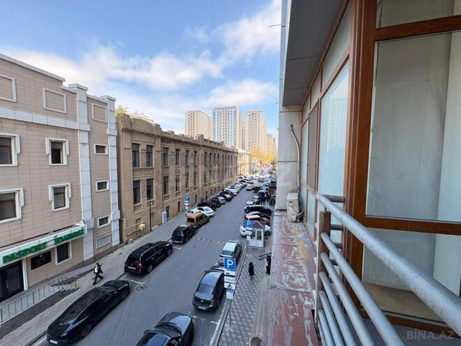 Satılır 3 otaqlı yeni tikili 140 m², 28 May m., photo 24 from 25