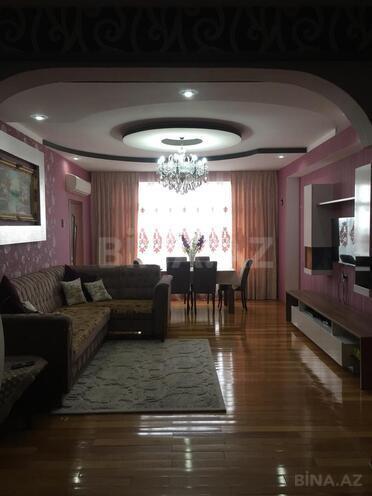 Продаётся 3-комн. новостройка 110 м², м. Нефтчиляр, photo 1 from 17