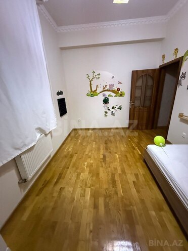 Сдаётся 3-комн. новостройка 90 м², м. Ази Асланов, photo 4 from 8
