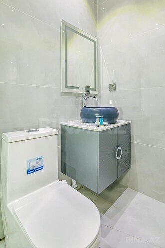 Satılır 4 otaqlı köhnə tikili 110 m², Sahil m., photo 19 from 23