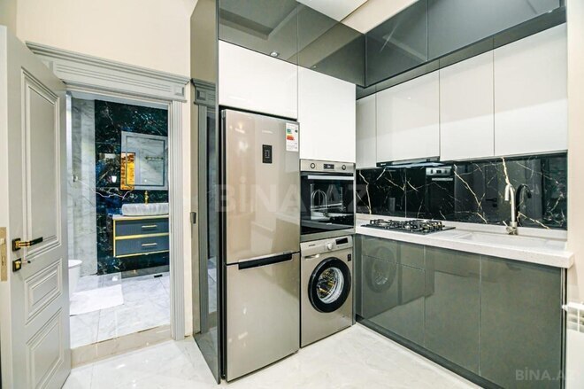 Satılır 4 otaqlı köhnə tikili 110 m², Sahil m., photo 7 from 23