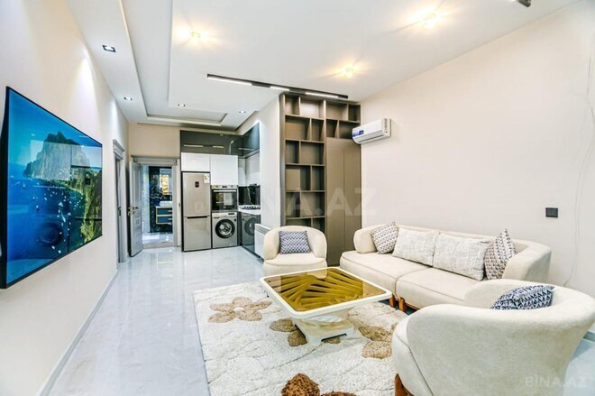 Satılır 4 otaqlı köhnə tikili 110 m², Sahil m., photo 8 from 23