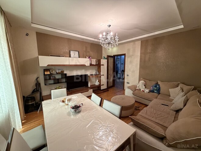 Продаётся 2-комн. новостройка 75 м², м. Иншаатчылар, photo 1 from 17