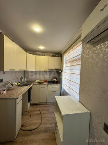 Satılır 3 otaqlı köhnə tikili 72 m², İnşaatçılar m., photo 8 from 17