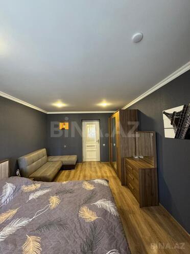 Satılır 3 otaqlı köhnə tikili 72 m², İnşaatçılar m., photo 11 from 17