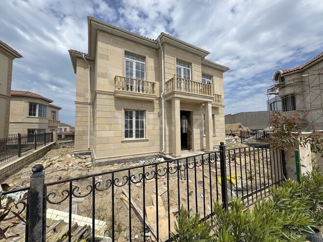 Satılır 8 otaqlı həyət evi/bağ evi 230 m², Sea Breeze q., photo 1 from 18