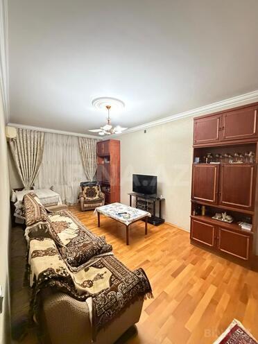 Продаётся 3-комн. вторичка 80 м², м. Халглар Достлугу, photo 1 from 13