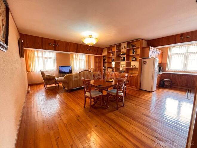 Продаётся 3-комн. вторичка 75 м², м. 28 мая, photo 3 from 21