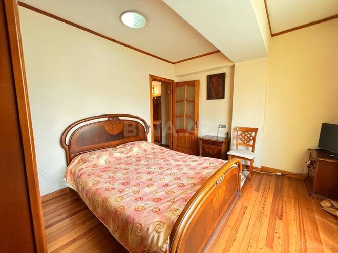 Продаётся 3-комн. вторичка 75 м², м. 28 мая, photo 14 from 21