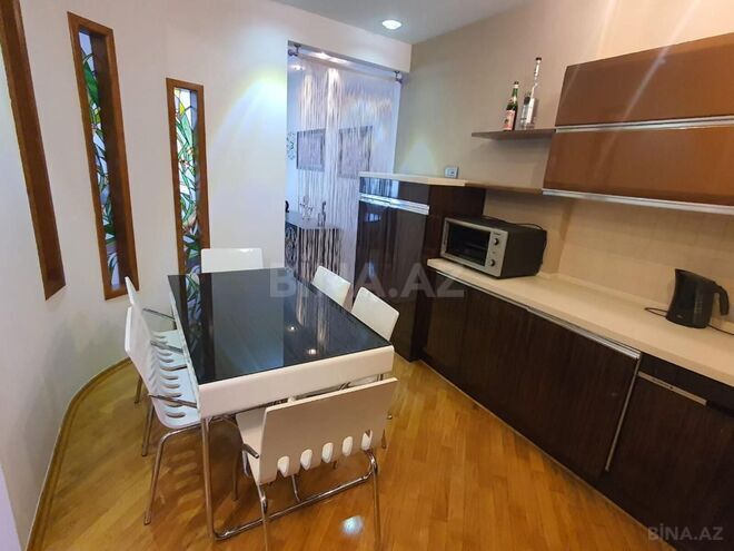 Продаётся 3-комн. новостройка 145 м², м. Кара Караев, photo 3 from 12